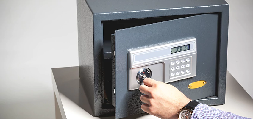 Jewelry Safe Unlocking Service in Fillmore, California