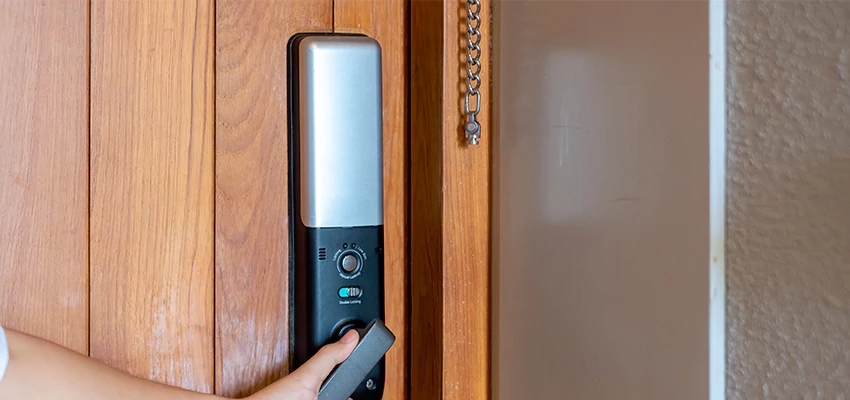 Home Security Electronic Locks Upgrades in Fillmore, CA